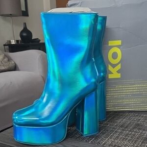 Koi Holographic Blue Platform Heeled Boots